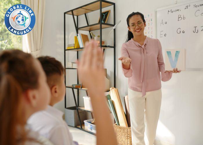 Khích lệ bé mỗi khi bé làm tốt