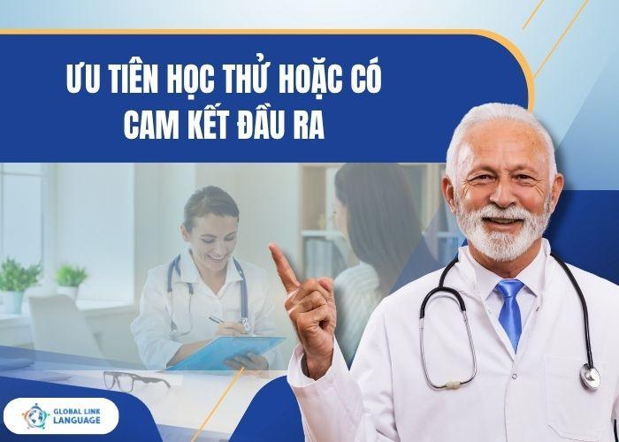 Khóa học tiếng Anh giao tiếp ngành Y Dược: ưu tiên học thử và cam kết