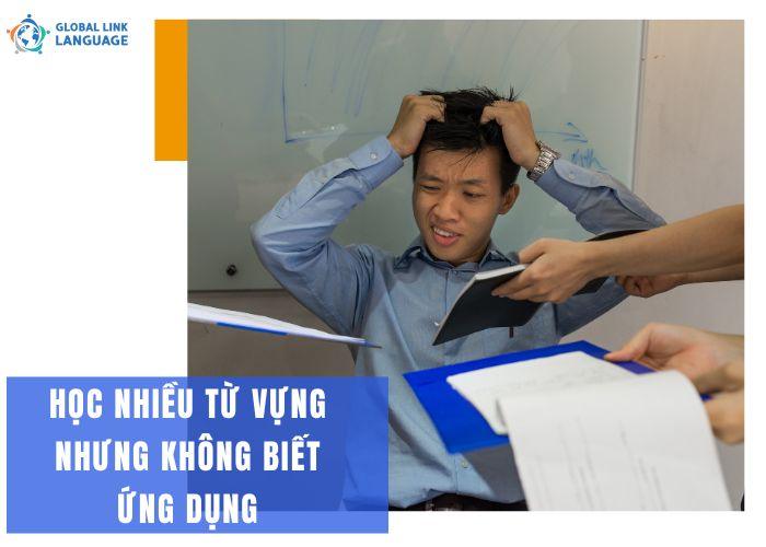 Tiếng Anh cho người đi làm học nhiều từ vựng không ứng dụng