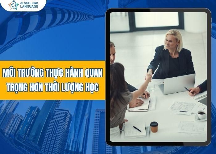 Tiếng Anh giao tiếp cho người đi làm môi trường thực hành quan trọng