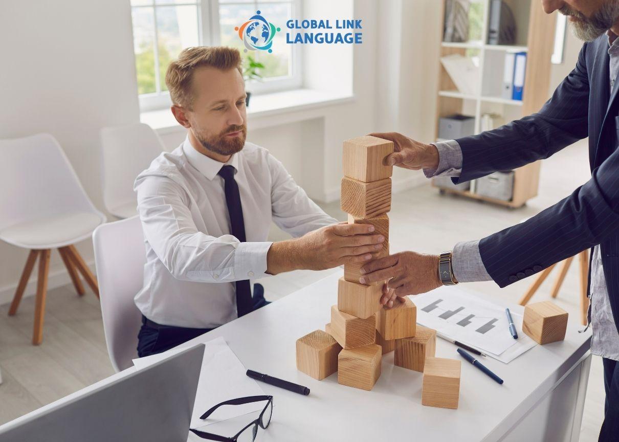 Dùng kiến thức để tạo một sản phẩm nhỏ