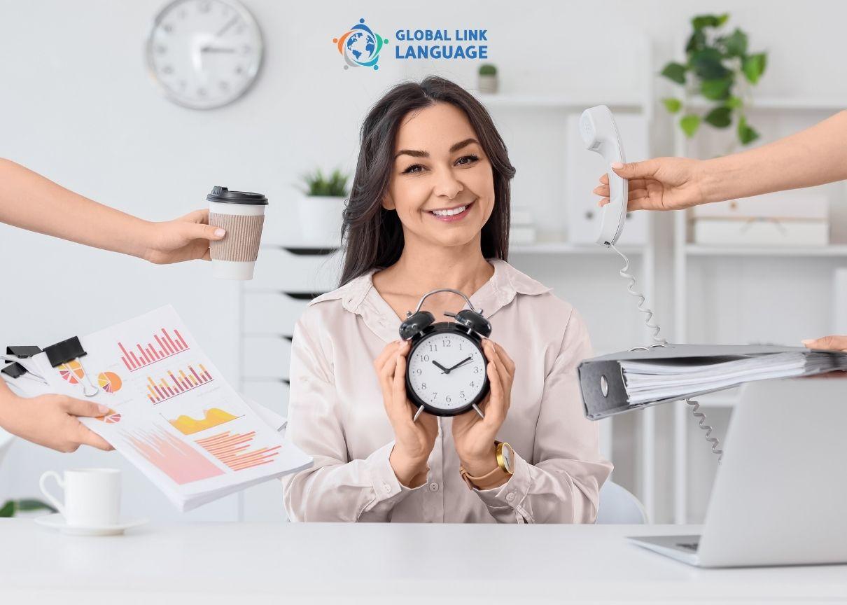 Duy trì kế hoạch bằng quản lý thời gian, tự học và phản hồi