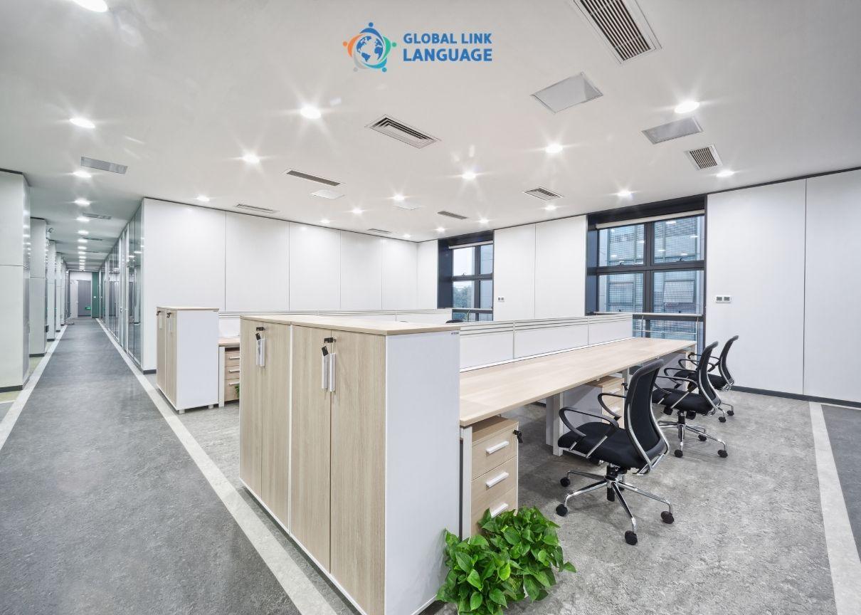 Ngày bàn giao có đồng nghĩa với ngày bắt đầu làm việc không?